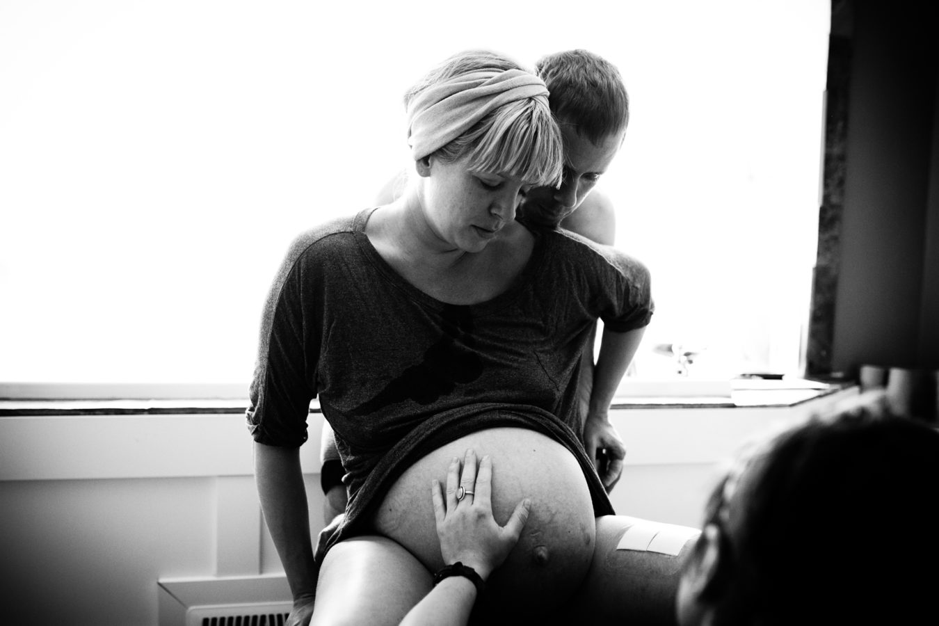 kelowna birth photographer doula midwife cesarean - krista evans photography