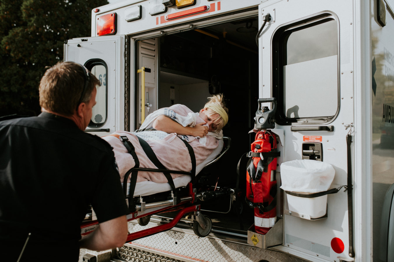 kelowna birth photographer doula midwife cesarean - krista evans photography