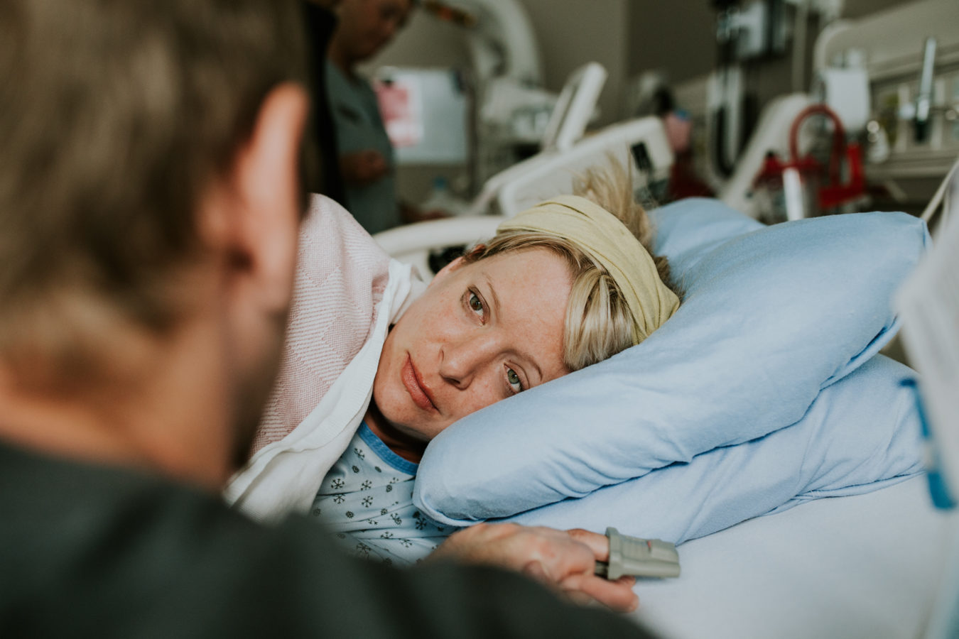 kelowna birth photographer doula midwife cesarean - krista evans photography