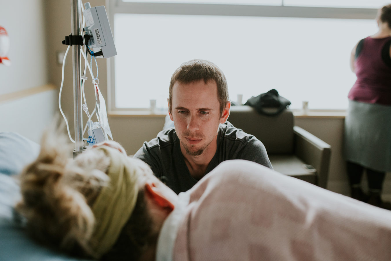 kelowna birth photographer doula midwife cesarean - krista evans photography