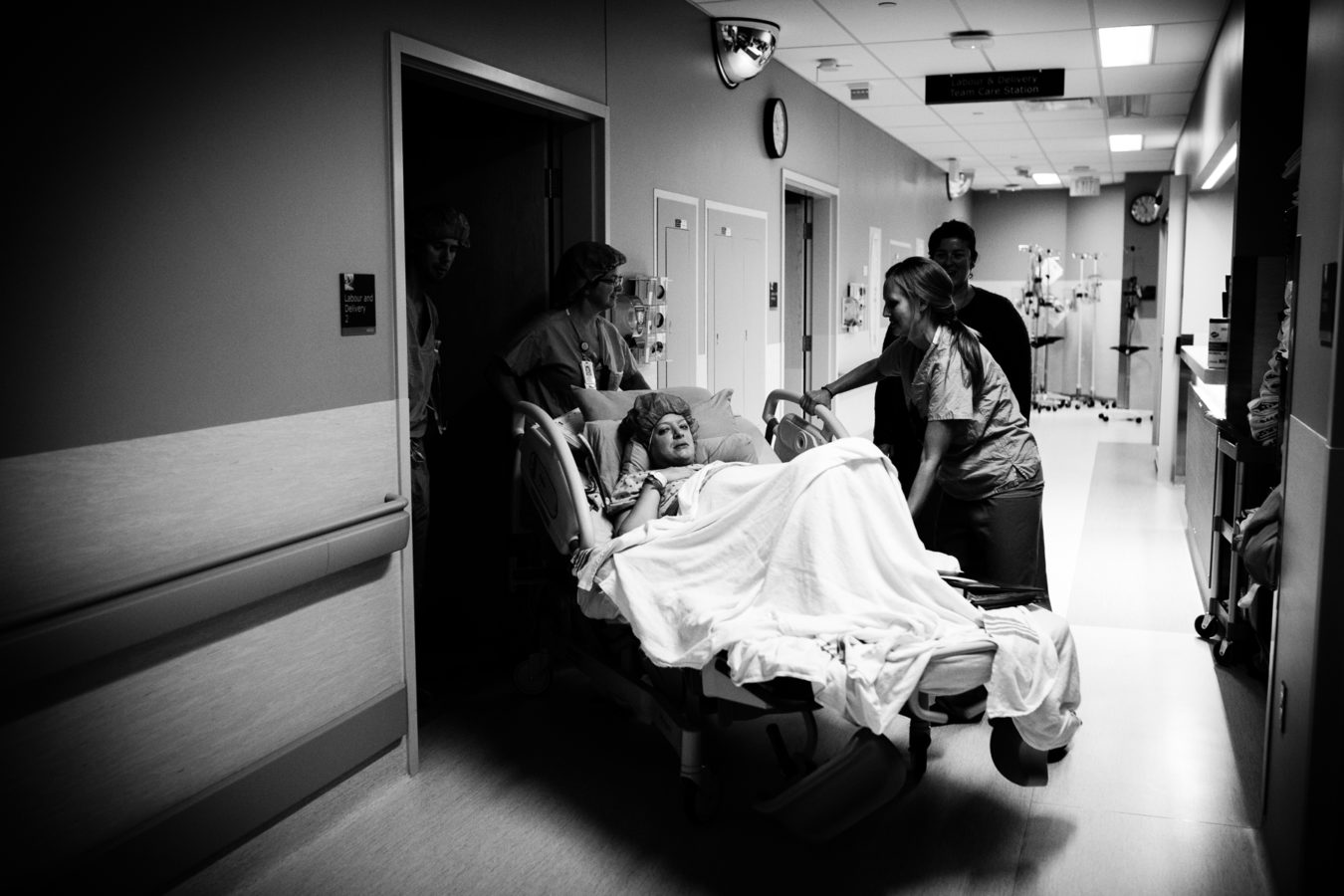 kelowna birth photographer doula midwife cesarean - krista evans photography