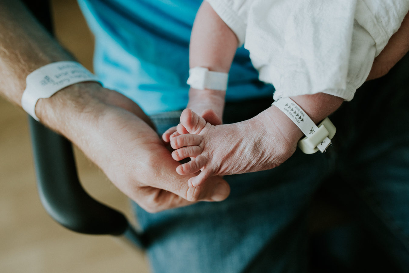 kelowna birth photographer doula midwife cesarean - krista evans photography